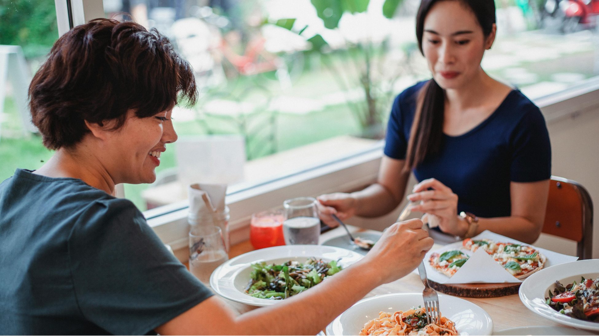 Dining Out Without Derailing Your Heart Goals
