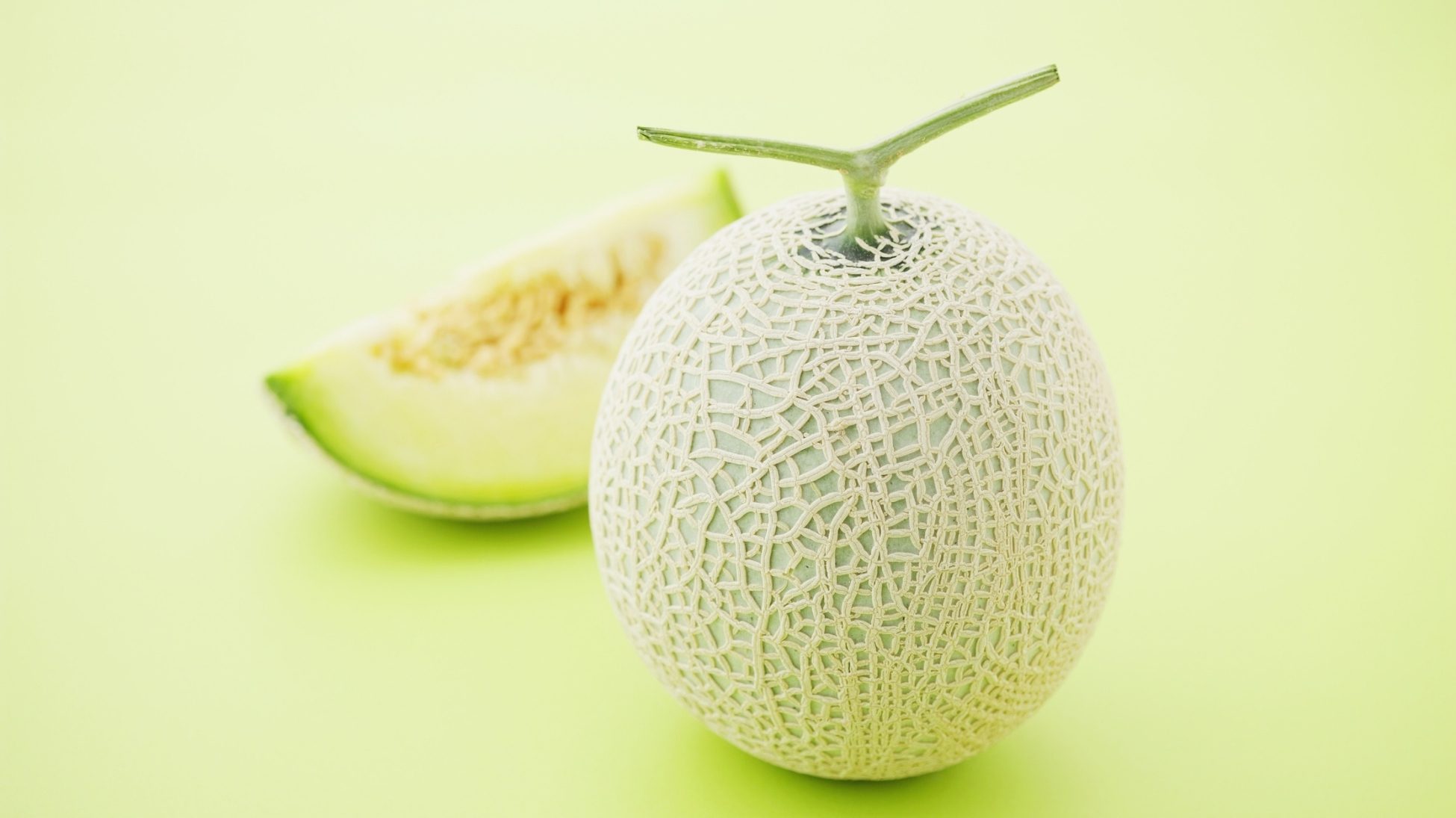 Fruits in Season: Melon – Nature’s Sweet, Hydrating Superfood