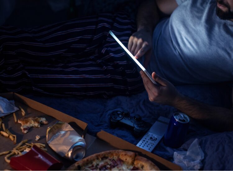 Late-Night Eating and Obesity:  7 Tips to Protect Your Metabolism